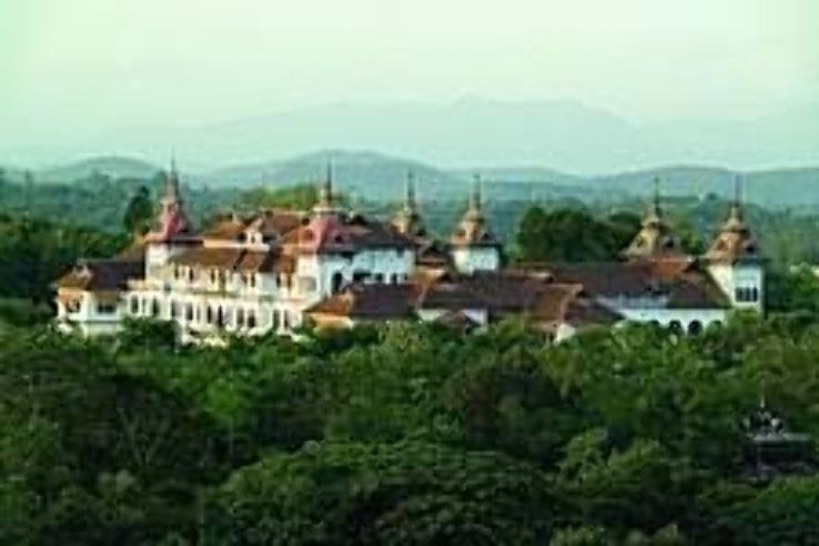 Thiruvananthapuram with Delhi Tour Package from Delhi